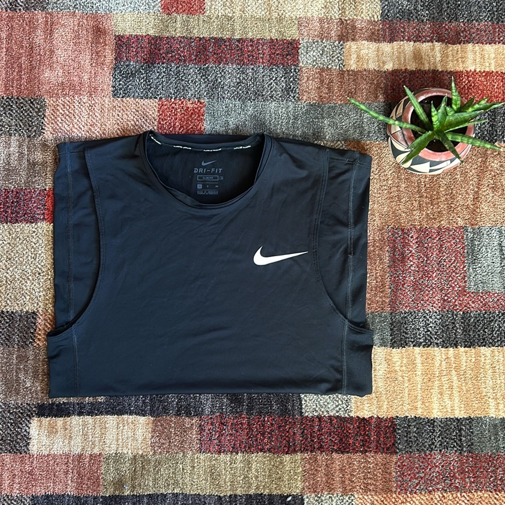 Nike Pro Men’s Sleeveless Top